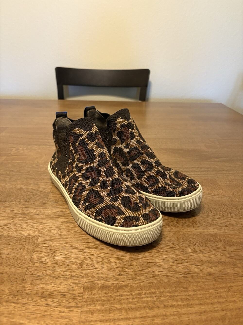 Rothy's The Chelsea Wildcat Leopard Print‎ Slip-On Ankle Boots Women's Size 8